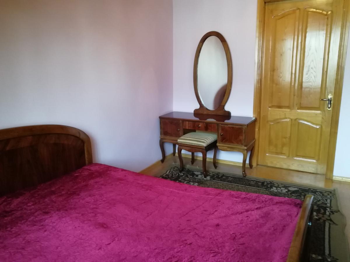 Apartment Georgy Batumi Luaran gambar